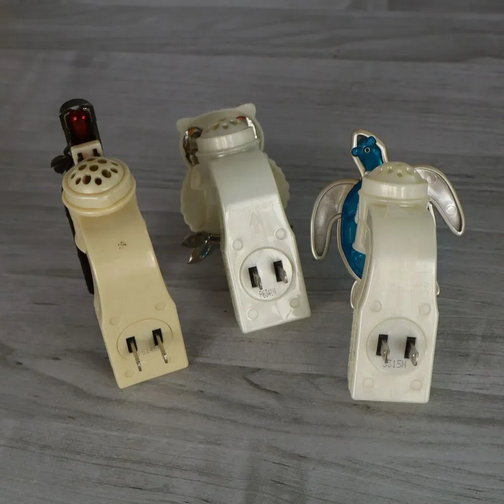 Bath & Body Works Sea Turtle Owl Wine bottl Wallflower Diffuser Plug In Lot of 3